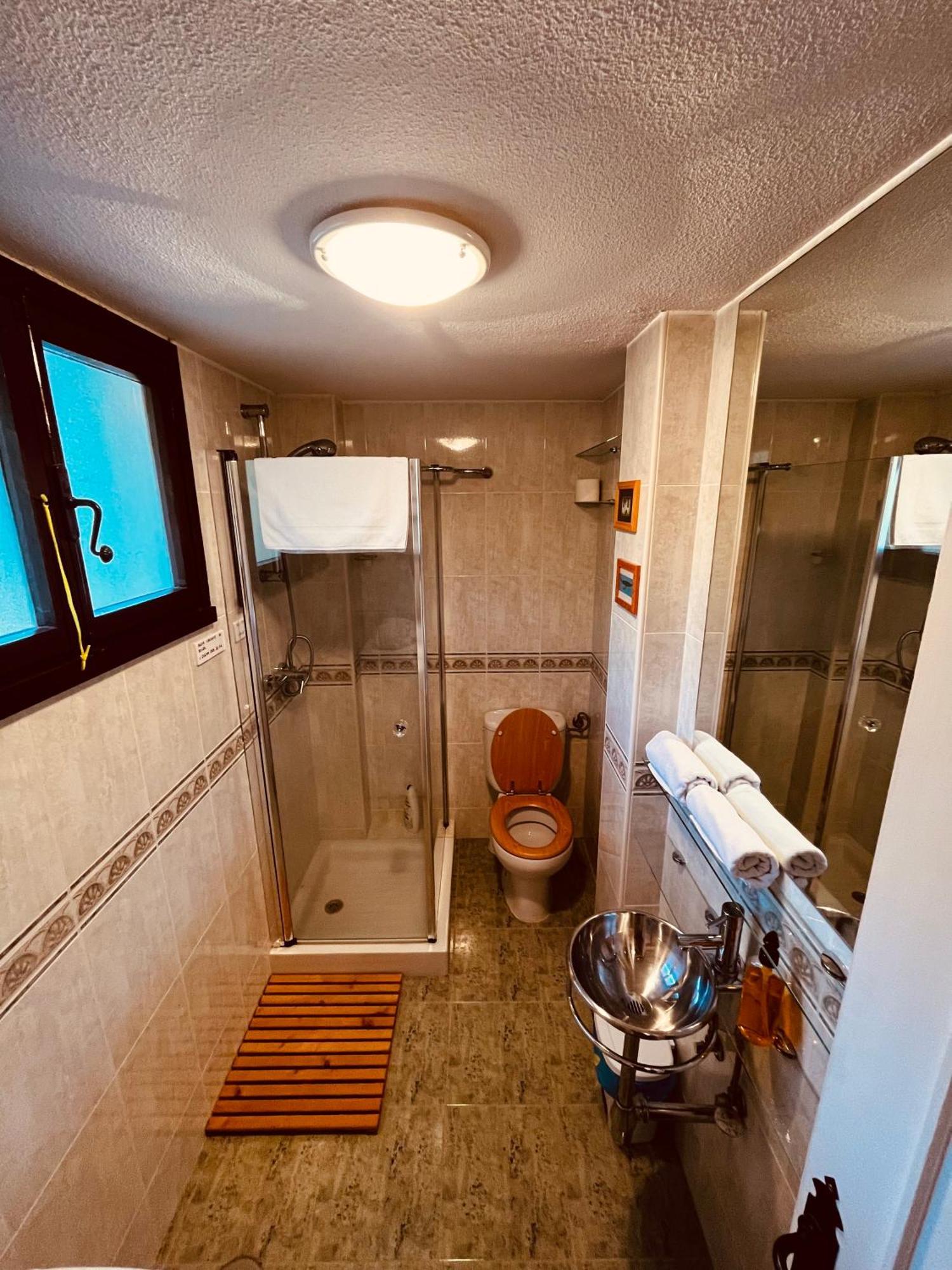 Western Apartments Sierra De Madrid 圣马丁德瓦尔德 外观 照片